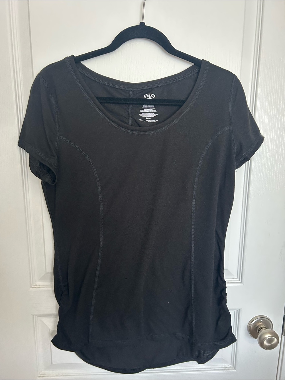 Athletic Works Black Scoop Neck Short Sleeve Tee